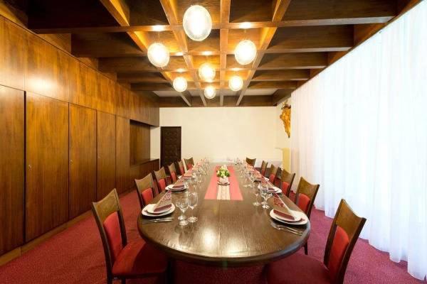 Hotel Svratka מראה חיצוני תמונה